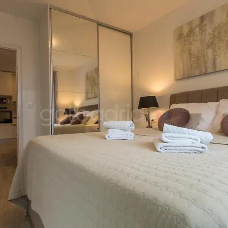 Luxury Sea View Wald Apartament